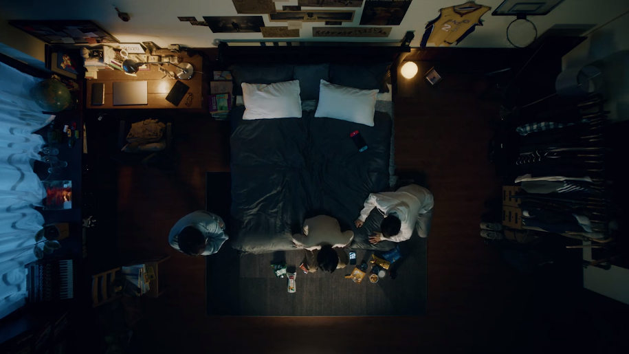 小米手机致敬2020毕业生：好好说再见