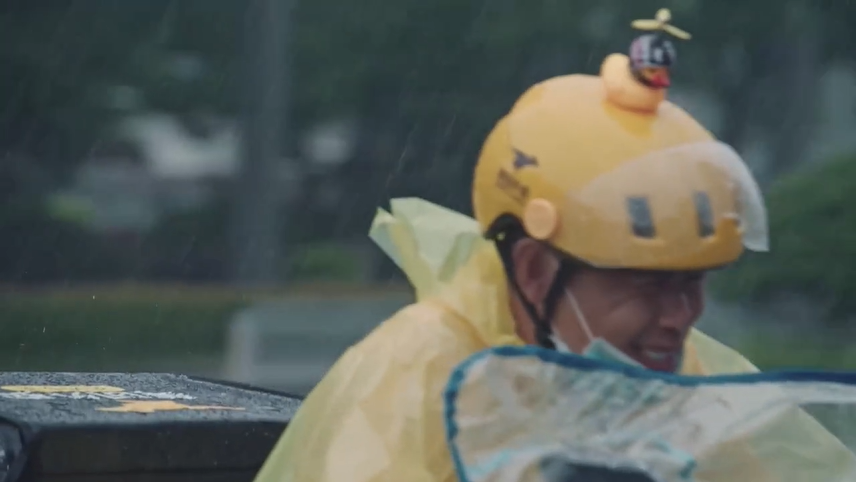 百度温馨短片：平凡日子里，总有人一路相伴