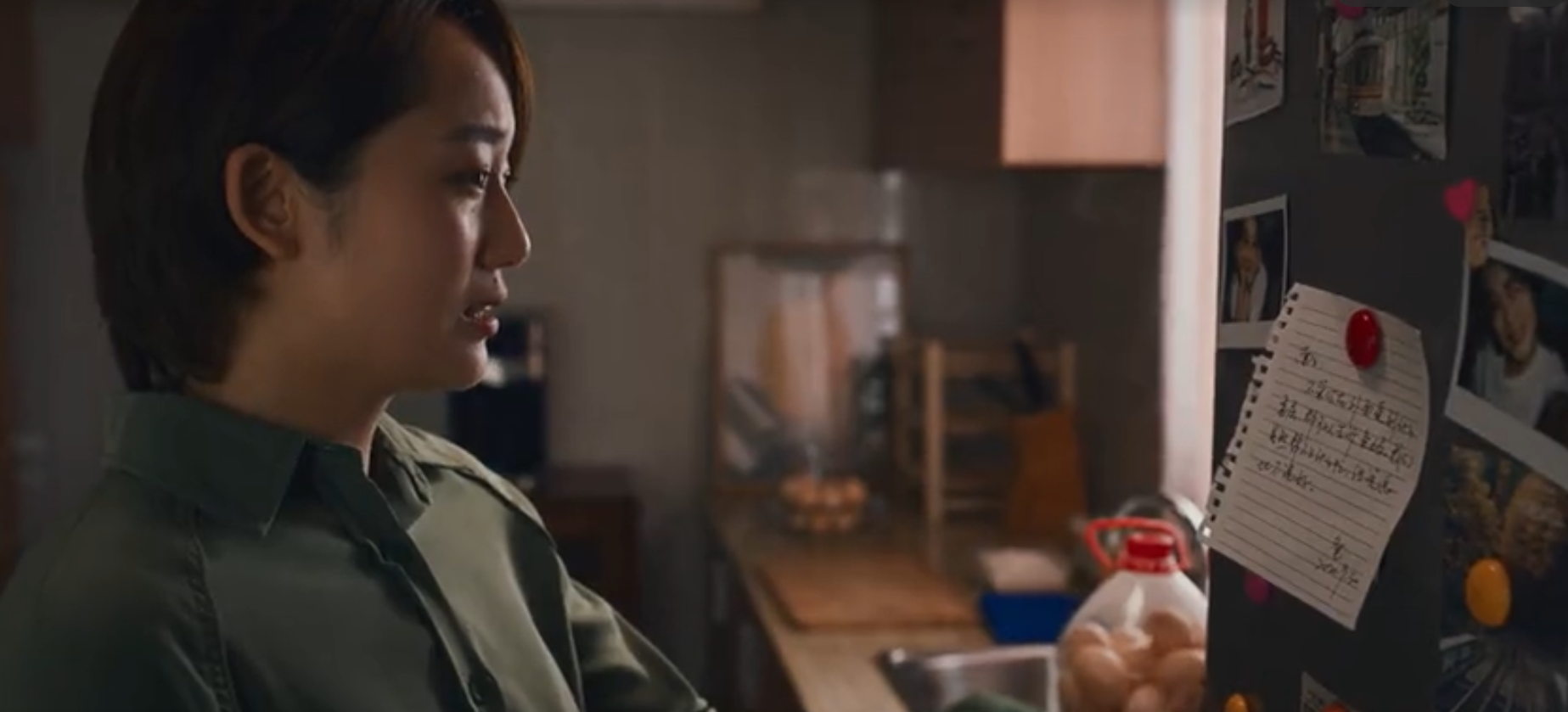 蒙牛献礼中秋节微电影《背后》，让每个离家的人看到自己的影子