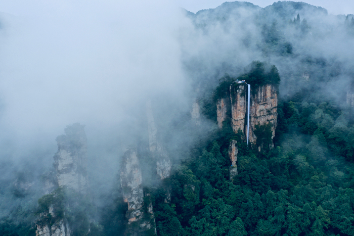 中国银联【诗歌POS机】：一条三千尺的“诗歌长河”