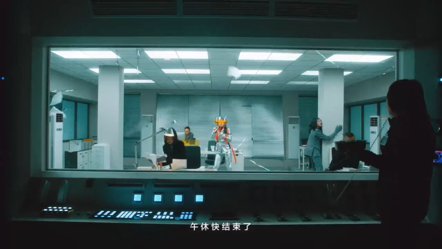 李雪琴&黄龄联合创业，解锁美的无风感空调