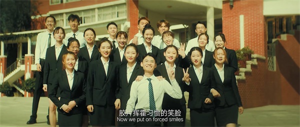 荣耀重聚原班人马，十年后再唱《北京东路的日子》