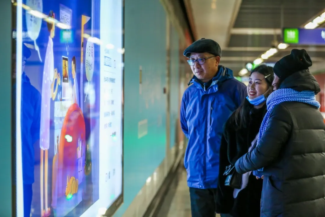 小度×寂地：南京地铁线下画展，讲述小度在家的故事