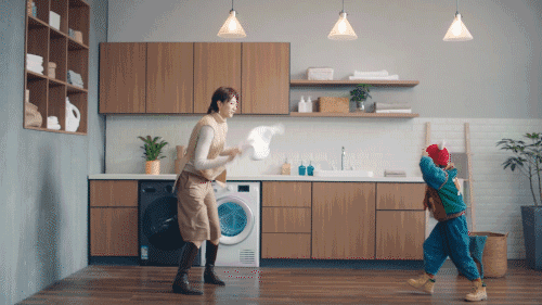 惠而浦新年广告：开门重启生活惊喜感