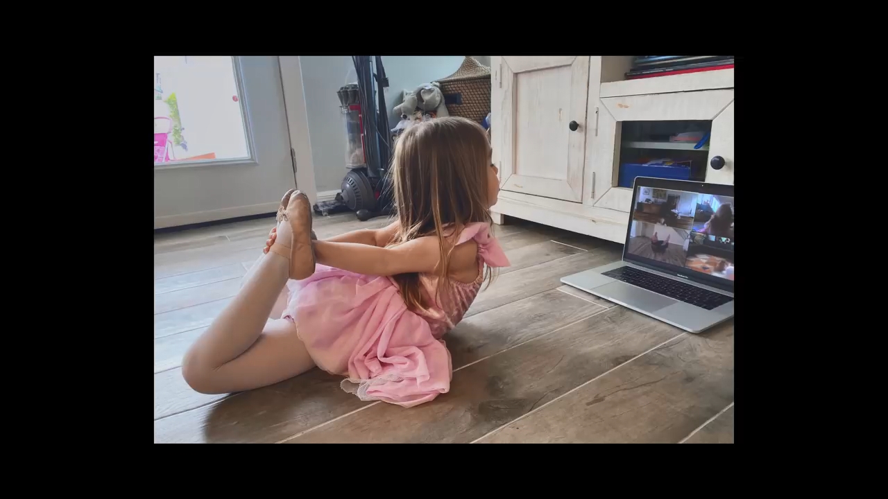 苹果抗疫广告：永不停歇的创造力