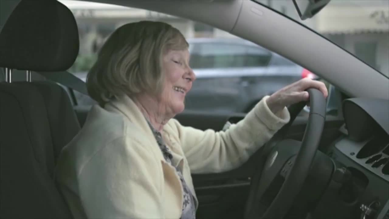 大众汽车广告片《 Volkswagen Couple》