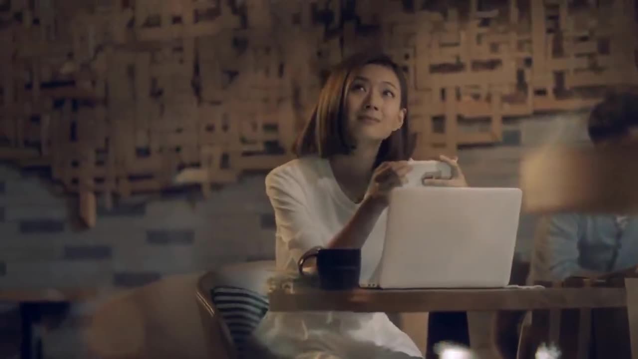 星巴克月饼宣传片《点亮思念传递心意》