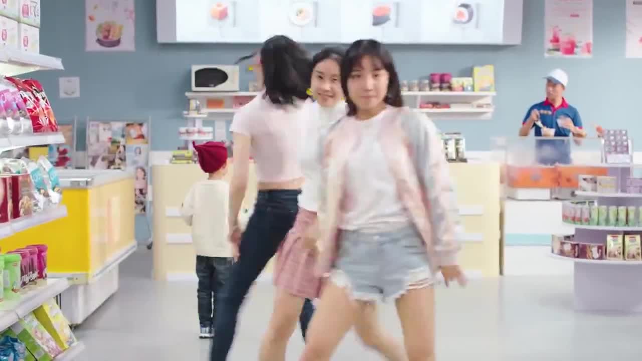 支付宝创意MV《we pay with alipay》